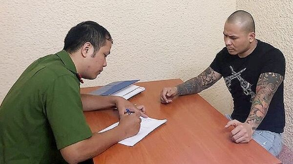 Công an Hà Nội nói về mối quan hệ thân thiết của Quang ‘Rambo’ và Khá ‘bảnh’ Công an Hà Nội nói về mối quan hệ thân thiết của Quang ‘Rambo’ và Khá ‘bảnh’ - Sputnik Việt Nam