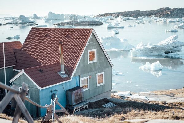 Ngôi nhà bên mép nước ở Greenland - Sputnik Việt Nam