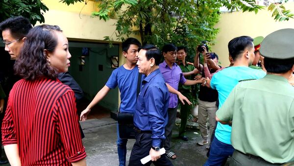 Bị cáo Nguyễn Hữu Linh đến tòa ngày 23/8/2019.  - Sputnik Việt Nam