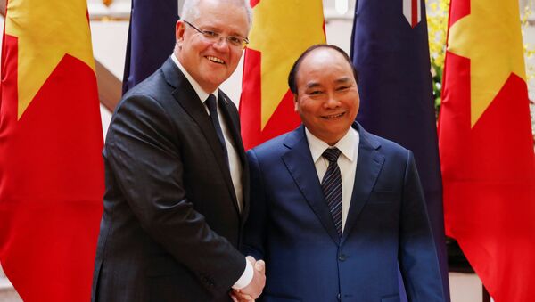 Thủ tướng Nguyễn Xuân Phúc và Thủ tướng Australia Scott Morrison  - Sputnik Việt Nam