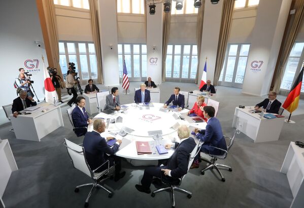 Lãnh đạo các nước thành viên tham gia Hội nghị thượng đỉnh G7 ở Biarritz - Sputnik Việt Nam