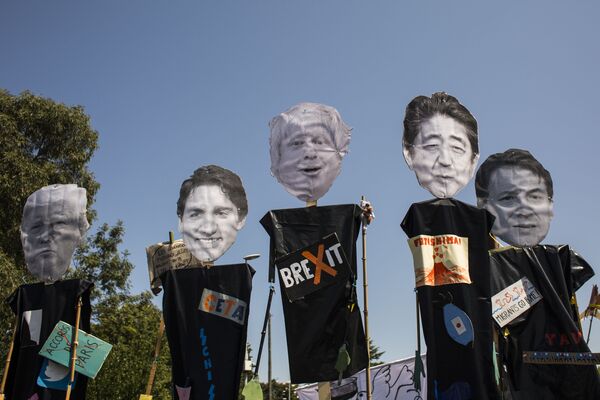 Biểu tình phản đối Hội nghị thượng đỉnh G7 ở Pháp - Sputnik Việt Nam