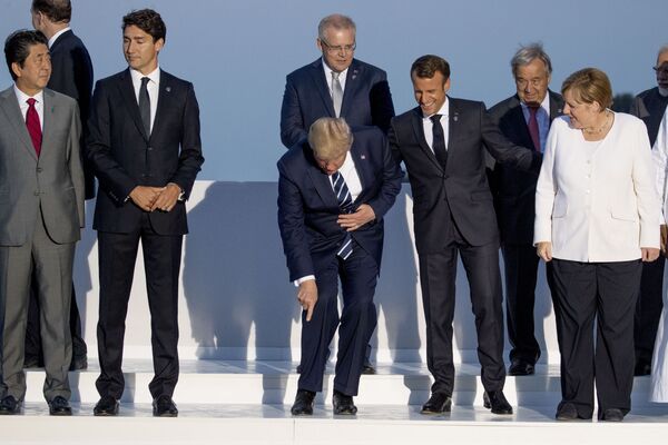 Cuộc chụp ảnh lưu niệm của lãnh đạo các nước thành viên G7 cùng với các vị khách ở Biarritz - Sputnik Việt Nam