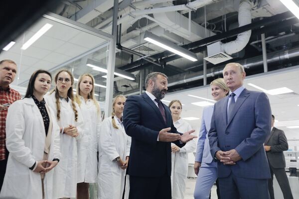 Việt Nam bật đèn xanh cho thuốc điều trị ung thư từ Nga Việt Nam bật đèn xanh cho thuốc điều trị ung thư từ Nga - Sputnik Việt Nam