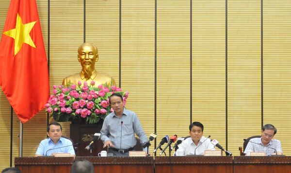 Chủ tịch Hà Nội nói ông Lê Đình Kình có âm mưu trục lợi vụ Đồng Tâm Chủ tịch Hà Nội nói ông Lê Đình Kình có âm mưu trục lợi vụ Đồng Tâm - Sputnik Việt Nam