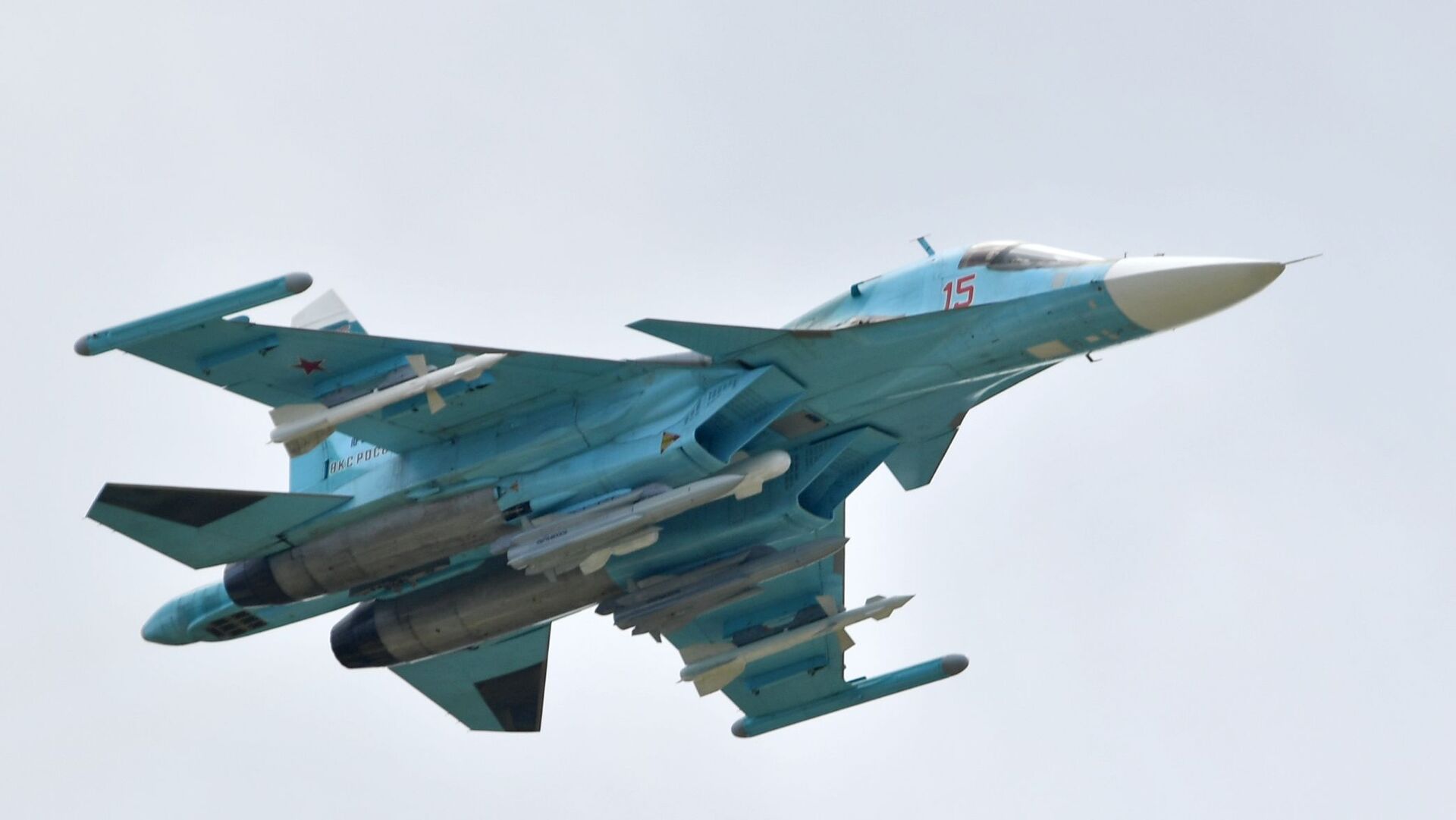 Máy bay ném bom đa năng Su-34 của Nga thực hiện chuyến bay trình diễn tại MAKS-2019 - Sputnik Việt Nam, 1920, 06.09.2023