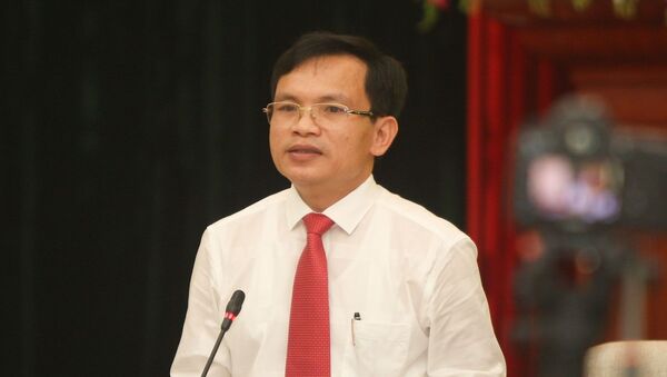 Ông Mai Văn Trinh, Cục trưởng Cục Quản lý chất lượng (Bộ Giáo dục và Đào tạo) cung cấp các thông tin về kỳ thi cho các cơ quan báo chí.  - Sputnik Việt Nam