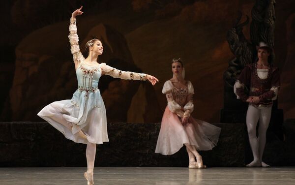 Vở ballet Hồ thiên nga tại Nhà hát Mariinsky - Sputnik Việt Nam