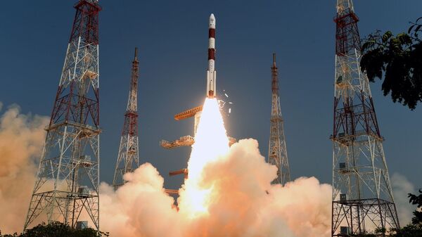 Ấn Độ phóng PSLV-C45 với vệ tinh trinh sát EMISAT - Sputnik Việt Nam