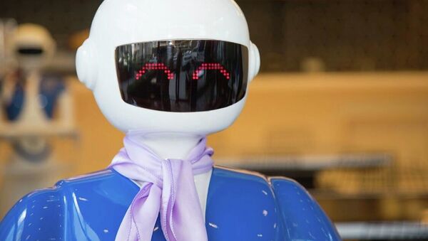 Robot tiếp viên quyến rũ khách trong nhà hàng. - Sputnik Việt Nam