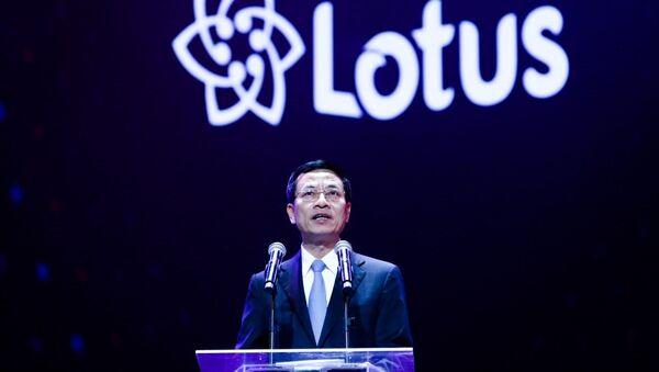 Bộ trưởng Bộ Thông tin và Truyền thông Nguyễn Mạnh Hùng phát biểu tại Lễ ra mắt mạng xã hội Lotus. - Sputnik Việt Nam