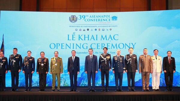 Đại tướng Tô Lâm, Ủy viên Bộ Chính trị, Bộ trưởng Bộ Công an với Tư lệnh Cảnh sát các nước ASEAN dự Hội nghị. - Sputnik Việt Nam