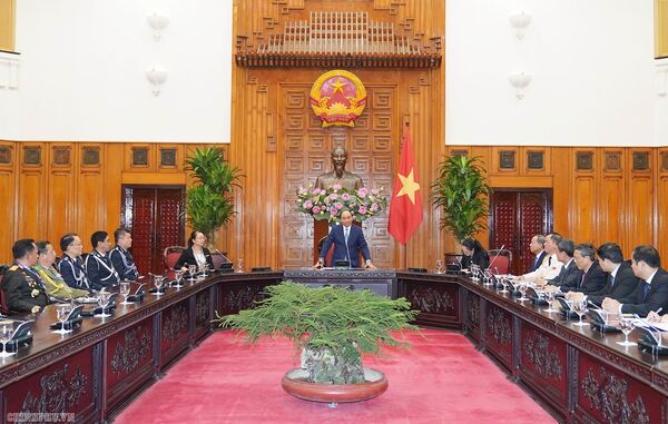 Thủ tướng Nguyễn Xuân Phúc: muốn kinh tế phát triển thì an ninh phải tốt Thủ tướng Nguyễn Xuân Phúc: muốn kinh tế phát triển thì an ninh phải tốt - Sputnik Việt Nam