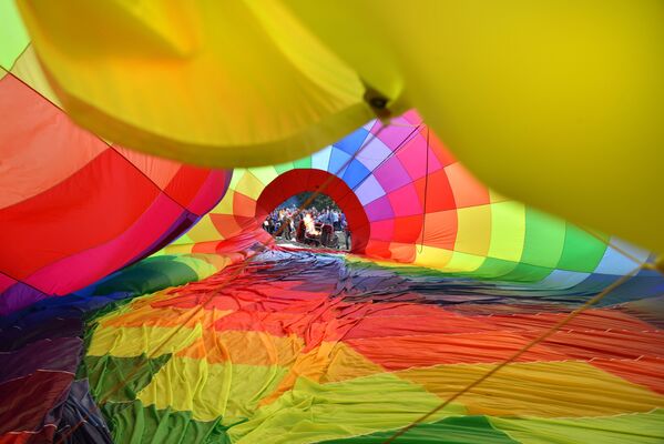 Khinh khí cầu tại Lễ hội khí cầu ở Công viên Solohaul (Sochi) - Sputnik Việt Nam
