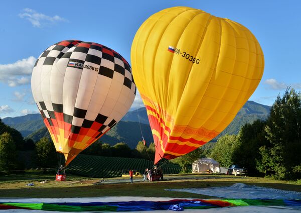 Lễ hội khinh khí cầu tại Công viên Solohaul ở Sochi - Sputnik Việt Nam