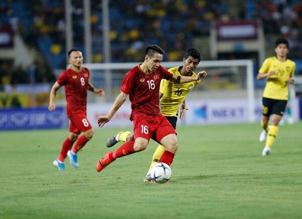 Việt Nam 1:0 Malaysia: Thầy trò HLV Park Hang-seo khẳng định sức mạnh nền bóng đá số 1 Đông Nam Á Việt Nam 1:0 Malaysia: Thầy trò HLV Park Hang-seo khẳng định sức mạnh nền bóng đá số 1 Đông Nam Á - Sputnik Việt Nam