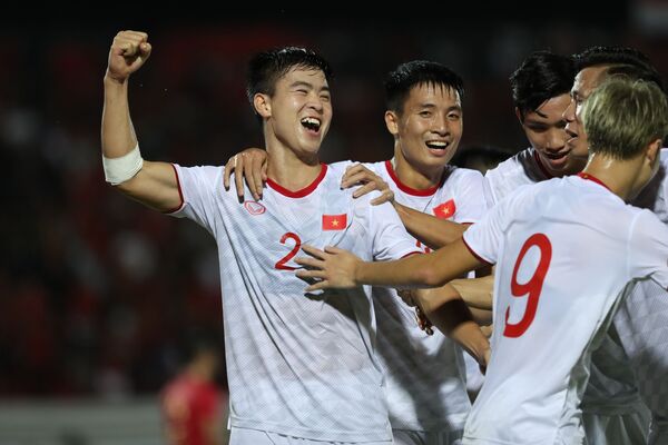 Vòng loại World Cup 2022: Việt Nam đánh bại Indonesia 3:1 Vòng loại World Cup 2022: Việt Nam đánh bại Indonesia 3:1 - Sputnik Việt Nam