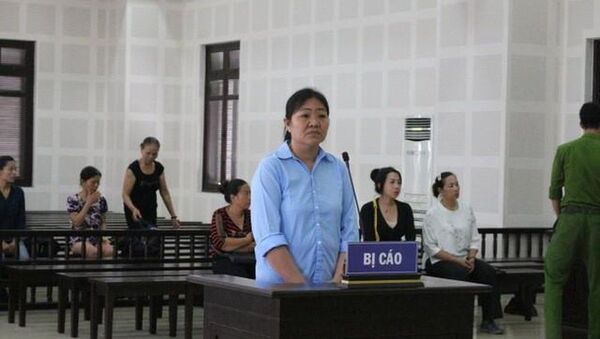 Bị cáo Mai Thị Thủy tại phiên tòa - Sputnik Việt Nam
