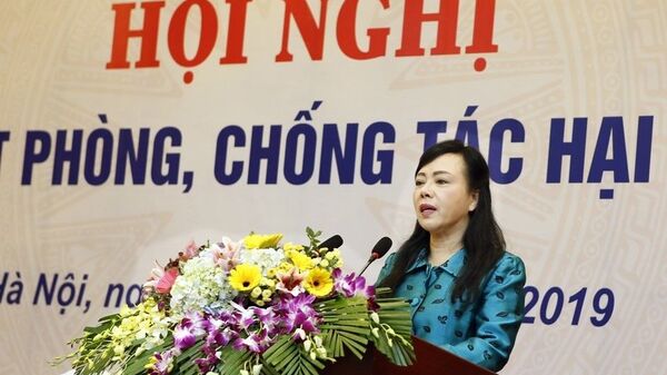 Bộ trưởng Bộ Y tế Nguyễn Thị Kim Tiến phát biểu. - Sputnik Việt Nam