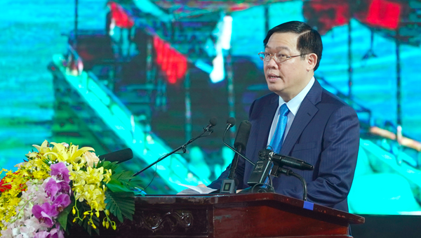 Phó Thủ tướng Vương Đình Huệ phát biểu khai mạc hội nghị. - Sputnik Việt Nam