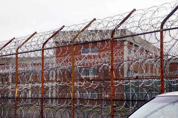 Hàng rào nhà tù Rikers Island - Sputnik Việt Nam