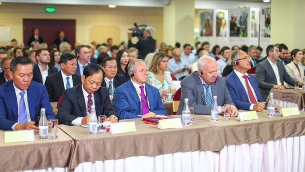 Hiệp hội doanh nghiệp Nga hợp tác với châu Á tổ chức Hội nghị xúc tiến đầu tư, thương mại và du lịch tỉnh Thanh Hóa (Việt Nam), ngày 22 tháng 7 năm 2019 - Sputnik Việt Nam