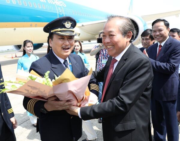 Vietnam Airlines đón máy bay thứ 100: hàng không Việt phải nâng tầm và cạnh tranh quốc tế Vietnam Airlines đón máy bay thứ 100: hàng không Việt phải nâng tầm và cạnh tranh quốc tế - Sputnik Việt Nam