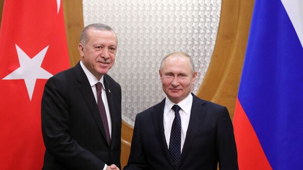 Tổng thống Nga Vladimir Putin và Tổng thống Thổ Nhĩ Kỳ Recep Erdogan. - Sputnik Việt Nam