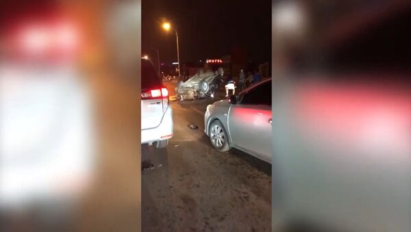 tai nạn xe hơi liên hoàn trên cầu Vĩnh Tuy - Sputnik Việt Nam