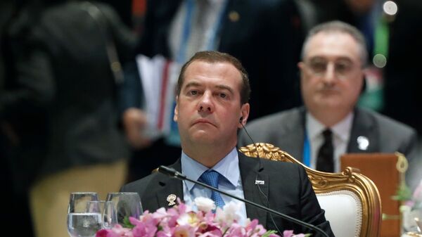 Chuyến thăm của Thủ tướng Nga Dmitry Medvedev tới Bangkok để tham dự Hội nghị thượng đỉnh Đông Á và Hội nghị thượng đỉnh đầu tư kinh doanh ASEAN. Ngày thứ hai - Sputnik Việt Nam