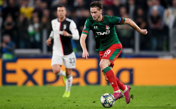 “Lokomotiv” đấu với “Juventus”: Người Moskva chẳng ngán Ronaldo “Lokomotiv” đấu với “Juventus”: Người Moskva chẳng ngán Ronaldo - Sputnik Việt Nam