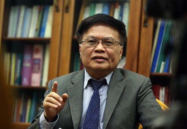 Nguyên Thủ tướng Nguyễn Tấn Dũng: Nhiều doanh nhân tìm thẻ xanh ra nước ngoài Nguyên Thủ tướng Nguyễn Tấn Dũng: Nhiều doanh nhân tìm thẻ xanh ra nước ngoài - Sputnik Việt Nam