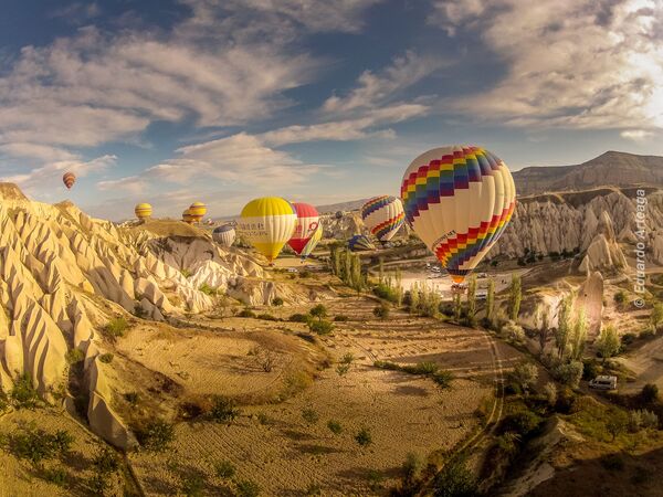 Bức ảnh Cappadocia ở Thổ Nhĩ Kỳ của Eduardo Arteaga, người vào chung kết cuộc thi Historic Photographer of the Year 2019 - Sputnik Việt Nam