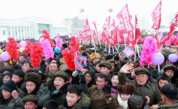 Nhân dân vui mừng khi hoàn thành xây dựng thành phố Samjiyon, Bắc Triều Tiên - Sputnik Việt Nam