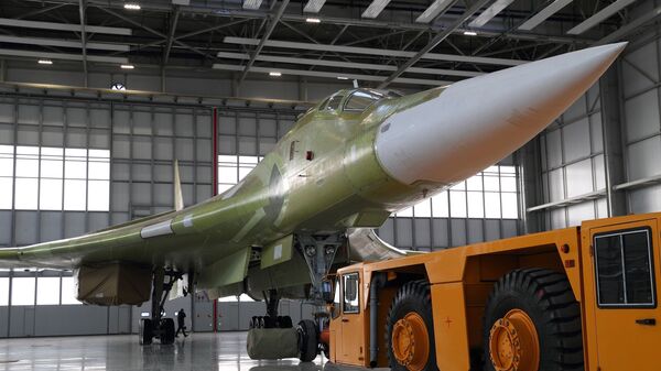 Ra mắt một chiếc máy bay Tu-160M2 nguyên mẫu ở Kazan - Sputnik Việt Nam