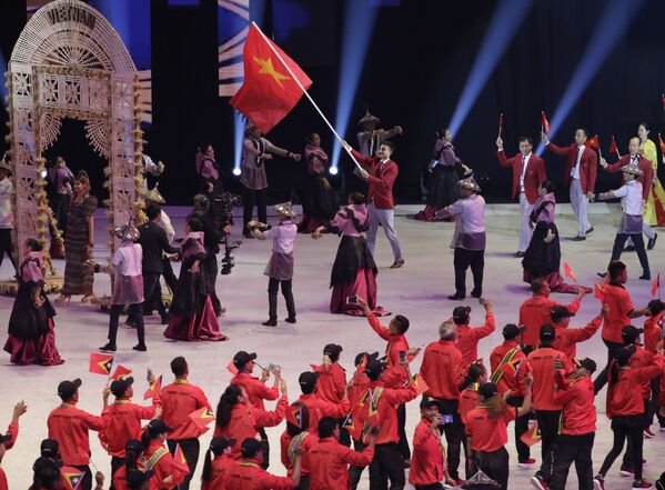 Phái đoàn Việt Nam tại lễ khai mạc Đại hội thể thao Đông Nam Á lần thứ 30 tại Đấu trường Philippines - Sputnik Việt Nam