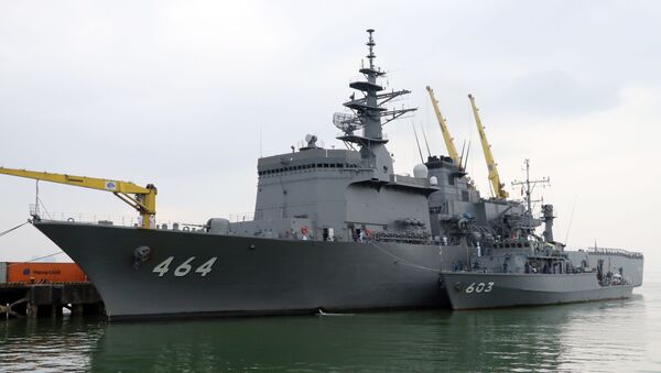 Hai tàu quét mìn của Lực lượng Tự vệ trên biển Nhật Bản cập cảng Tiên Sa bắt đầu chuyến thăm hữu nghị thành phố Đà Nẵng - Sputnik Việt Nam