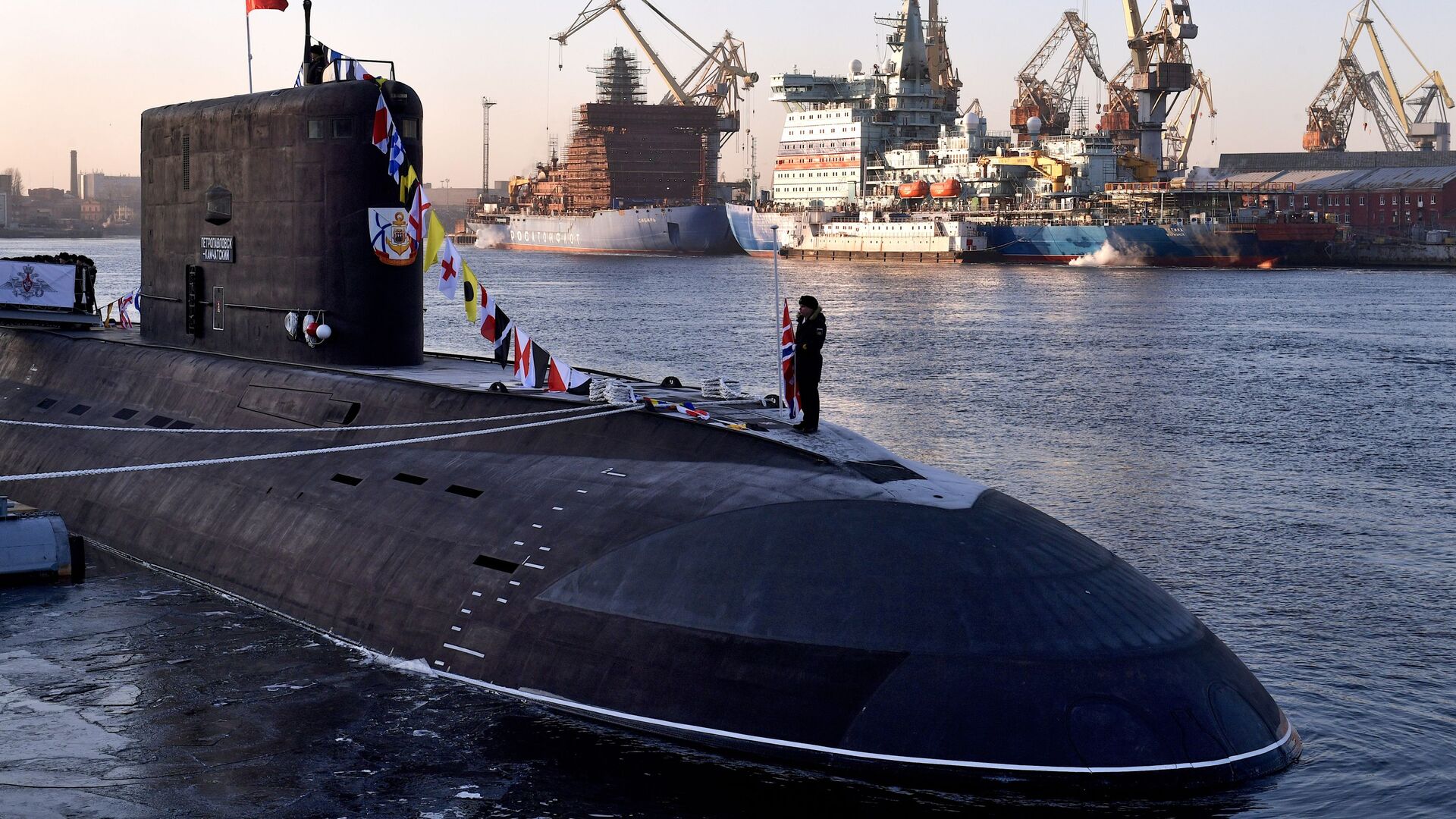 Tàu ngầm mới nhất của Nga B-274 Petropavlovsk-Kamchatsky - Sputnik Việt Nam, 1920, 10.07.2021