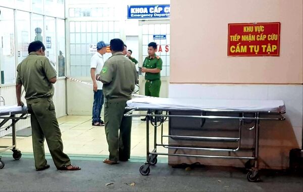 Bệnh viện Trưng Vương lên tiếng vụ bệnh nhân nổ súng bắn vào đầu tự sát Bệnh viện Trưng Vương lên tiếng vụ bệnh nhân nổ súng bắn vào đầu tự sát - Sputnik Việt Nam