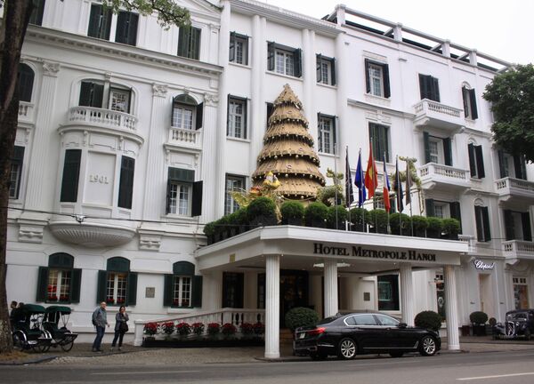 Trang trí Năm mới của khách sạn Metropol tại Hà Nội - Sputnik Việt Nam