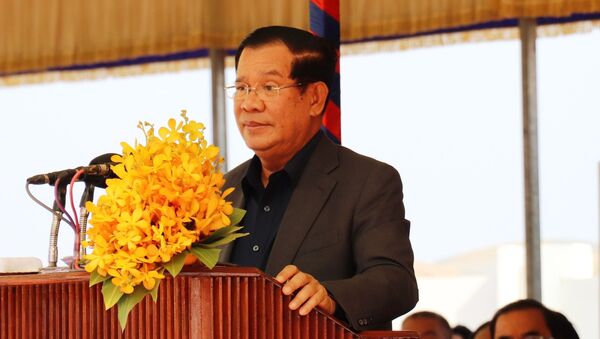 Thủ tướng Vương quốc Campuchia Hun Sen phát biểu tại Lễ khánh thành, bàn giao, tiếp nhận chợ biên giới kiểu mẫu Đa. - Sputnik Việt Nam
