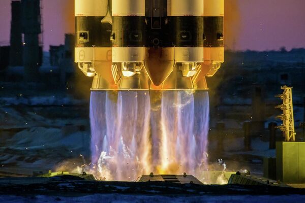 Phóng tên lửa mang Proton-M với tầng trên DM-03 và tàu vũ trụ “Electro-L” số 3 của Nga - Sputnik Việt Nam