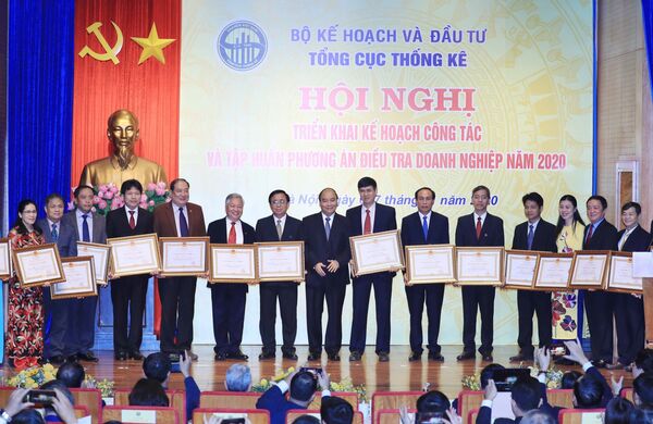 Thủ tướng dự Hội nghị triển khai kế hoạch công tác ngành Thống kê năm 2020 Thủ tướng dự Hội nghị triển khai kế hoạch công tác ngành Thống kê năm 2020 - Sputnik Việt Nam