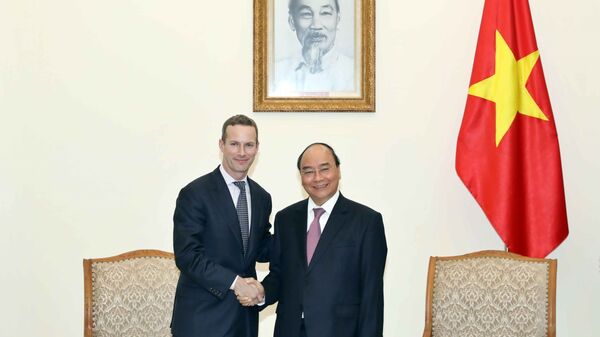 Thủ tướng Nguyễn Xuân Phúc tiếp Tổng giám đốc Tập đoàn Tài chính Phát triển Quốc tế Hoa Kỳ (DFC) - Sputnik Việt Nam