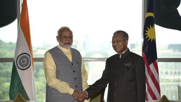 Cuộc gặp của Thủ tướng Mahathir Mohamad với Thủ tướng Ấn Độ Narendra Modi - Sputnik Việt Nam