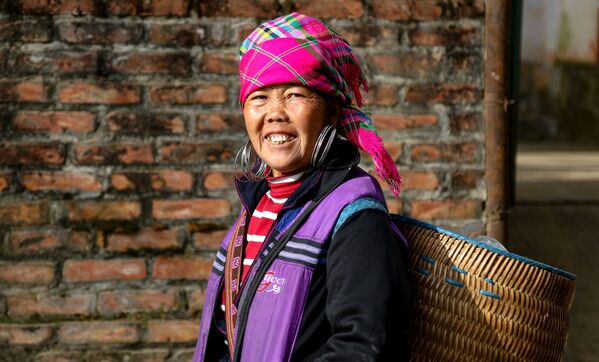 Người phụ nữ H'Mông ở tỉnh Lào Cai, Việt Nam - Sputnik Việt Nam