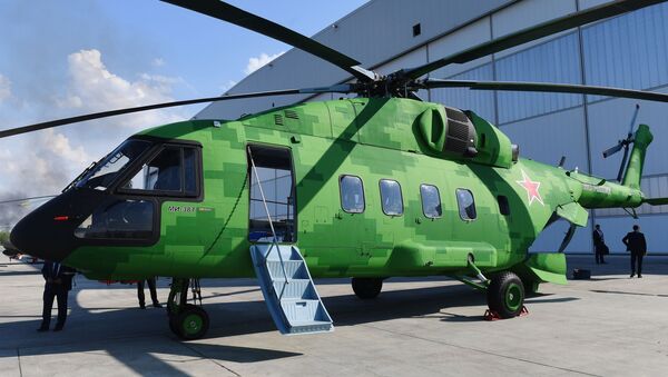 Máy bay trực thăng Mi-38T trên lãnh thổ của Nhà máy Hàng không Kazan - Sputnik Việt Nam