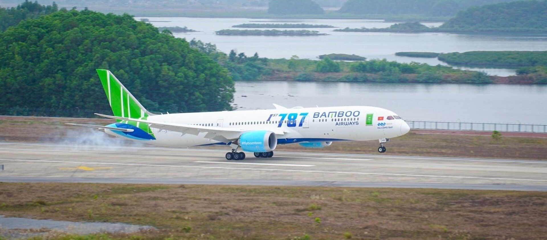 Từ ngày 1/1/2019, Bamboo Airways khai thác các chặng khứ hồi Hà Nội – TP. HCM bằng Boeing 787-9 Dreamliner - Sputnik Việt Nam, 1920, 28.01.2020