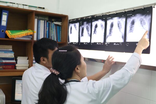 Việt Nam cần thêm trung tâm xét nghiệm những trường hợp nghi nhiễm virus nCoV Việt Nam cần thêm trung tâm xét nghiệm những trường hợp nghi nhiễm virus nCoV - Sputnik Việt Nam
