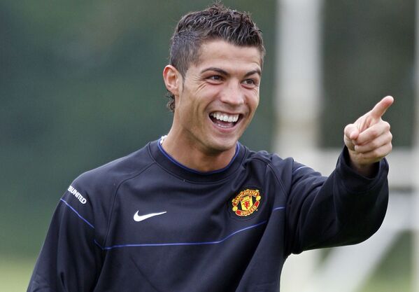 Cristiano Ronaldo đang tập luyện, năm 2008 - Sputnik Việt Nam